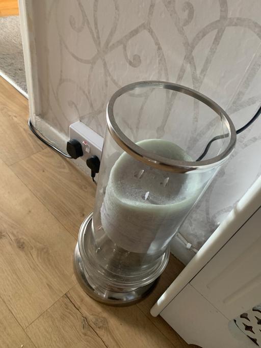 — Candle holder