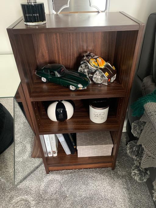  — Book case /shelve
