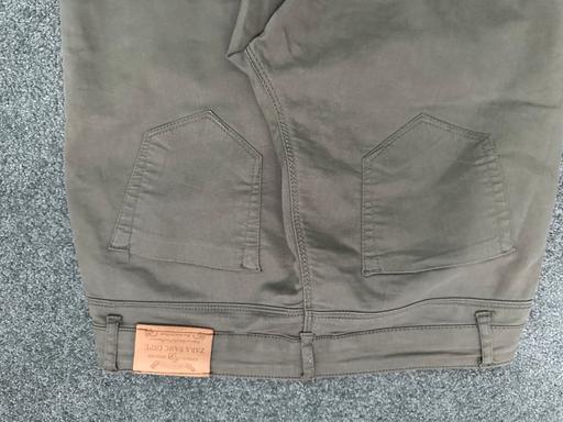  — zara jeans