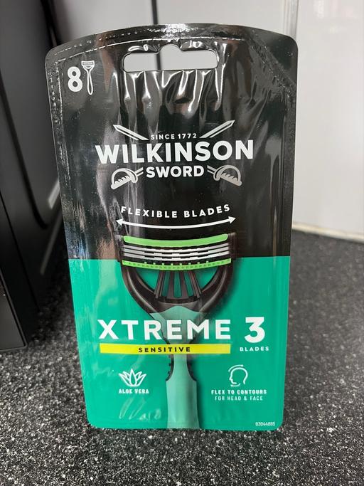  — Pack of 8 Wilkinson sword razors