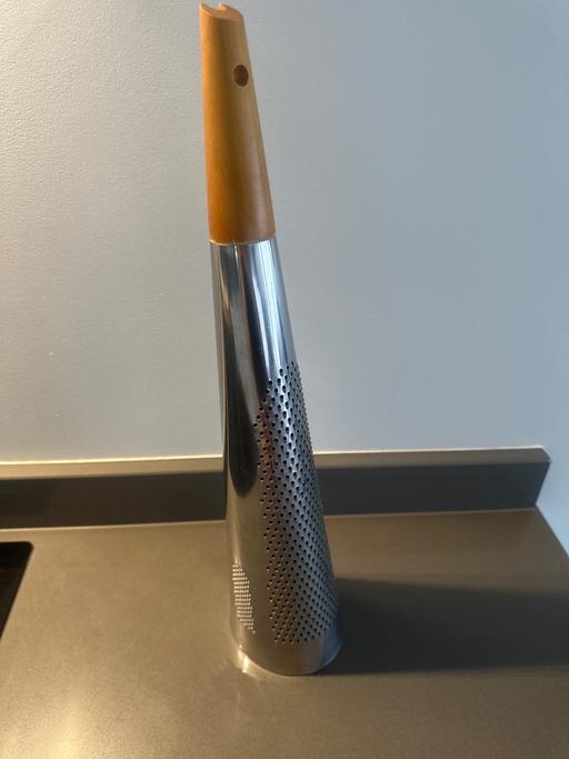  — Alessi Todo Giant grater by Richard Sapper