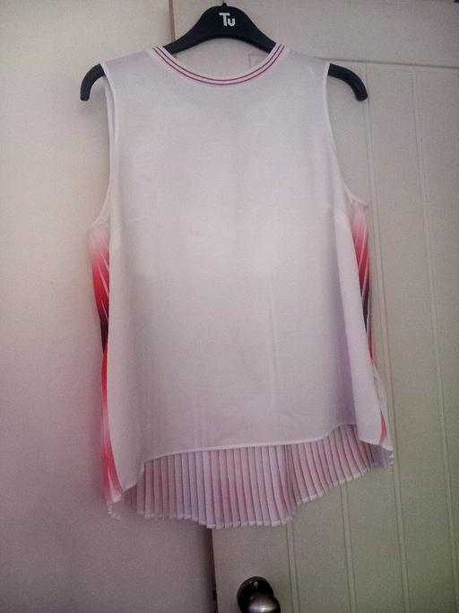  — next white top ..pleated back size 20