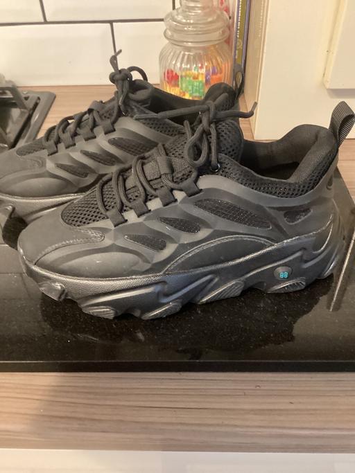 — Platform worn once trainers 7