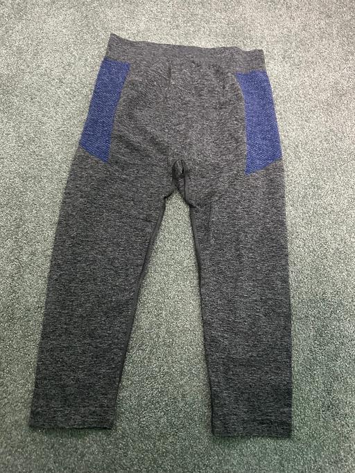  — woman leggings Tbox originals size S-M