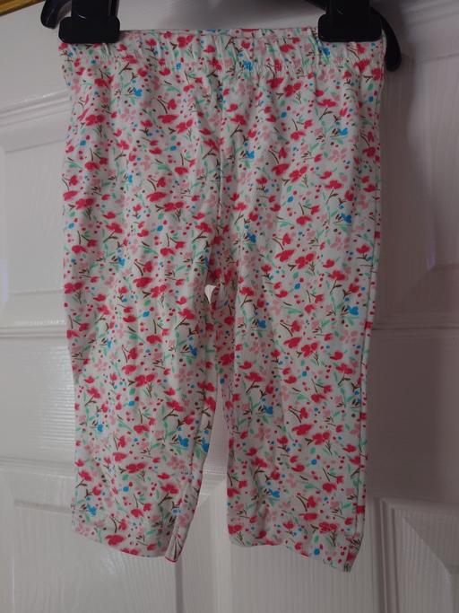  — Baby girls floral leggings size upto 3 months