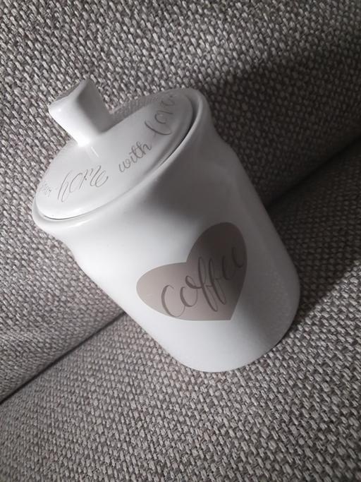  — coffee jar