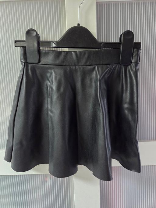  — Age 4-5 H&M faux leather black skirt