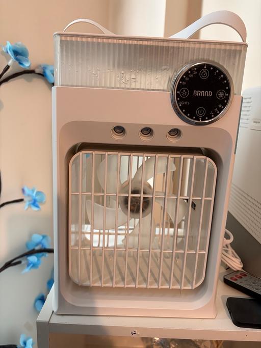  — Mini air con unit