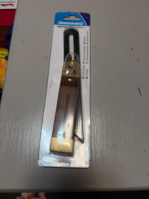  — Silverline adjustable bevel