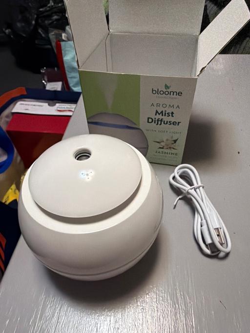  — Bloom aroma mist diffuser