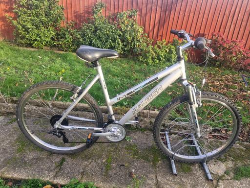  — LADIES RALEIGH BIKE BICYCLE