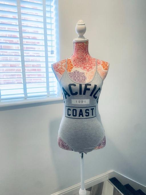  — (10) TOPSHOP BODYSUIT