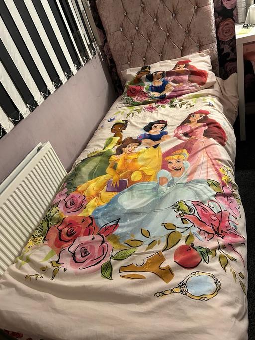  — Small single bed