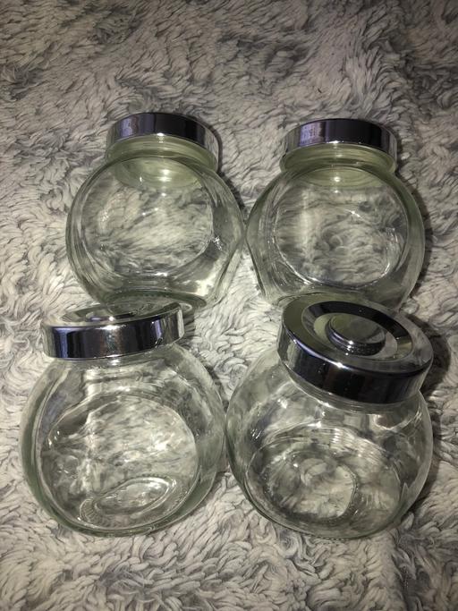  — Storage jars