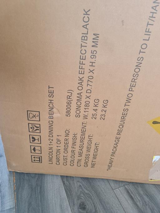  — brand new dinning bench set