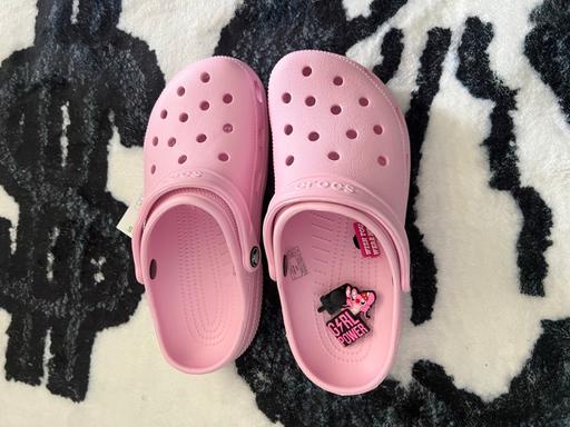  — Pink Crocs