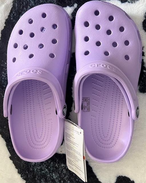  — Purple crocs