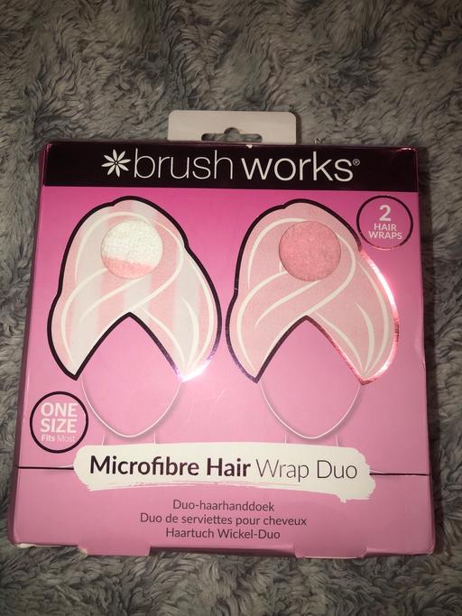  — Brush works hair wraps