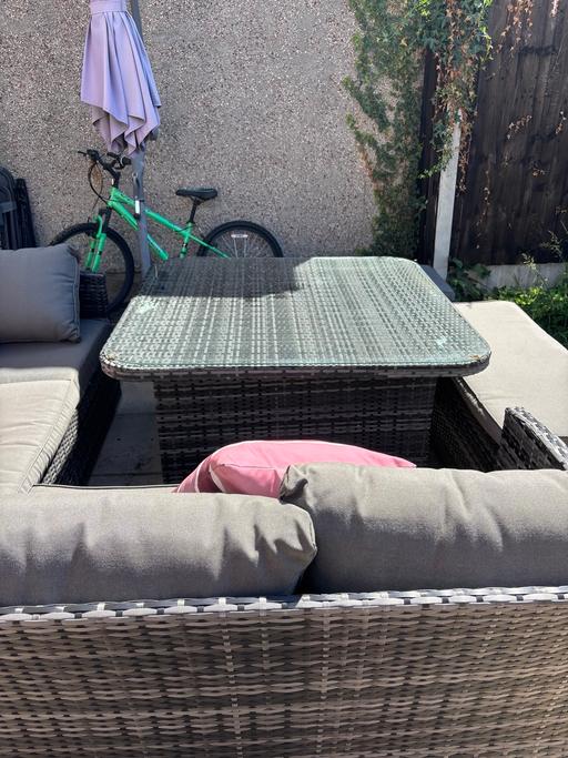  — Garden Patio Set