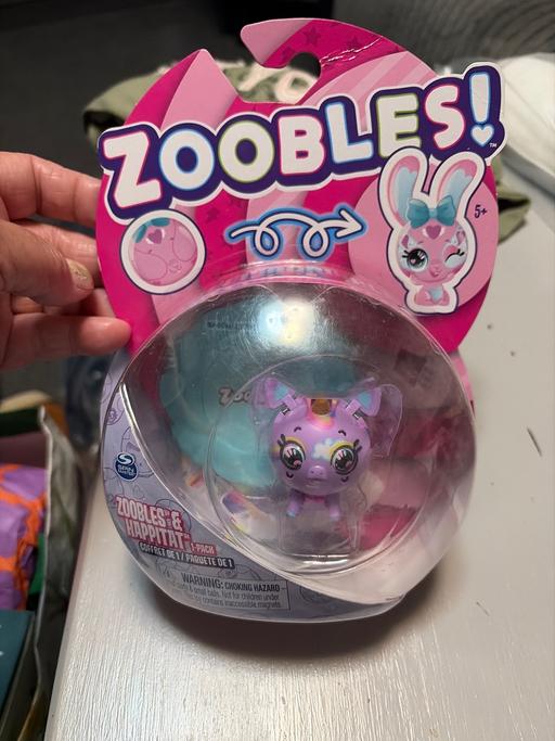  — Zoobles toys