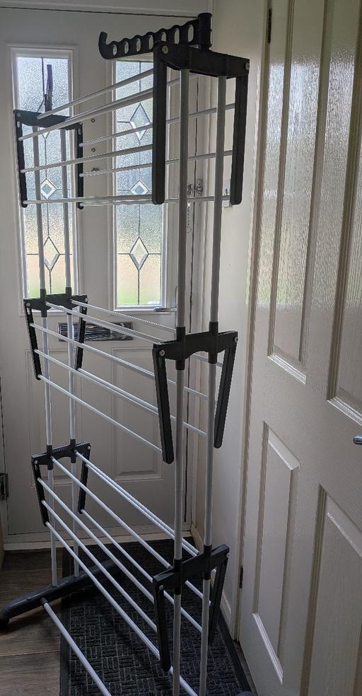  — New clothes airer