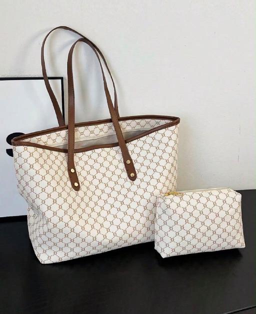  — tote bag