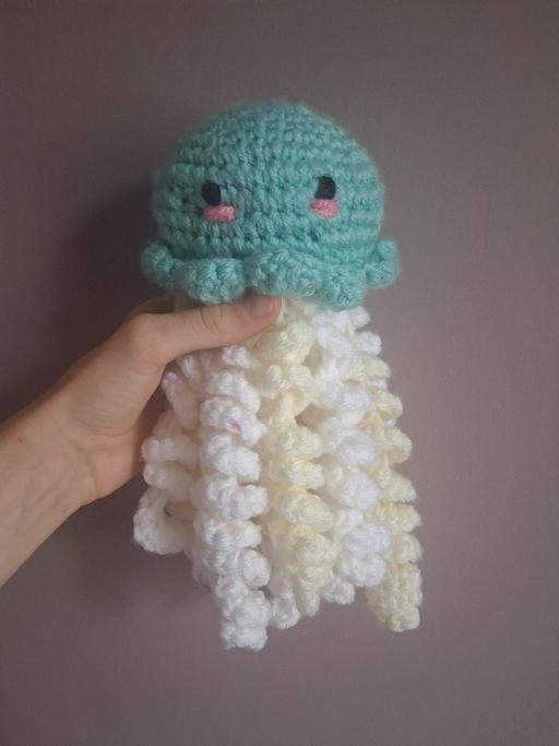  — handmade Croched jellyfish