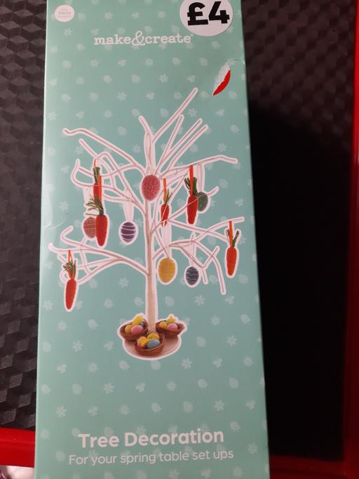  — tree for decoration