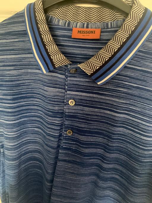  — Men’s Missoni top
