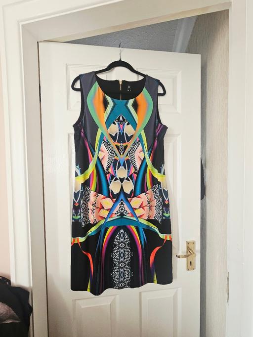  — unusual patterned dress, size 16..NEW