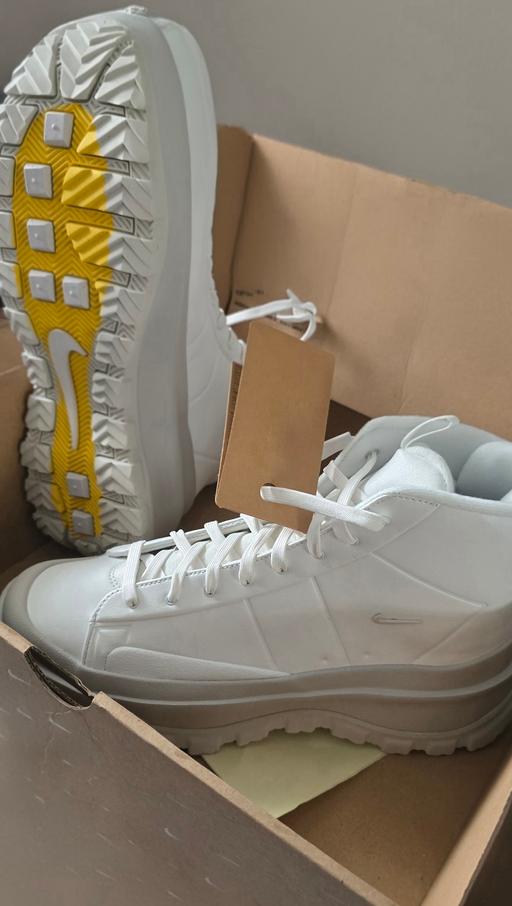  — Nike Blazer Roam Mid - Summit White