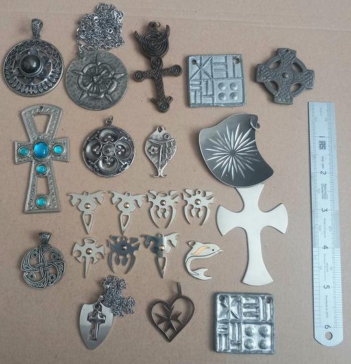  — Fabulous collection of steel & pewter pendant