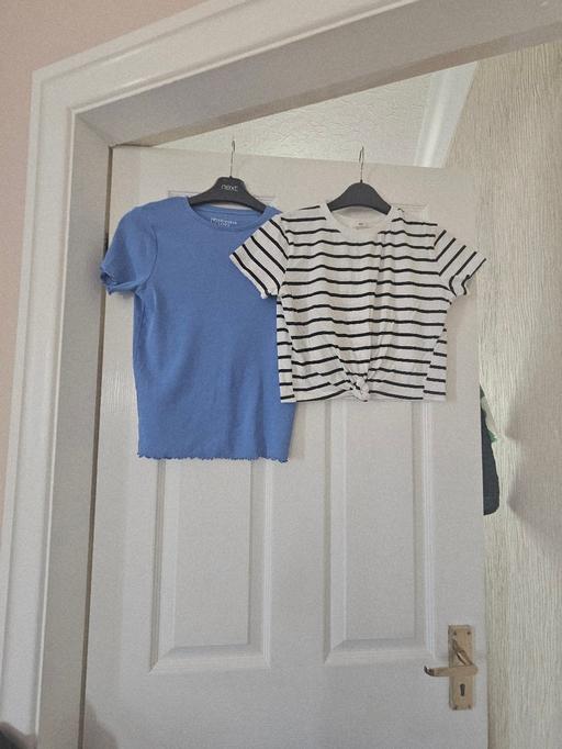  — Girls tshirts x 2.. age 11/12..like new