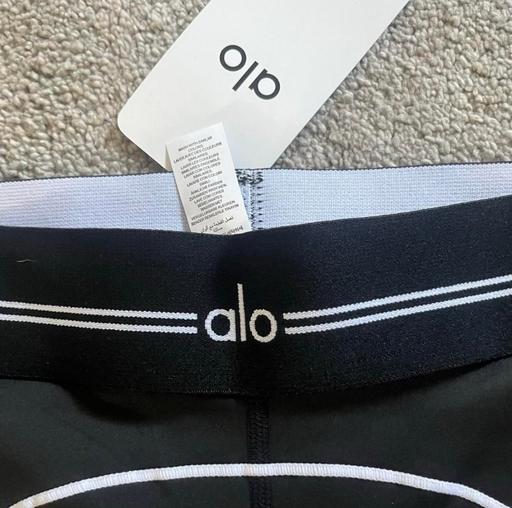  — Alo yoga set