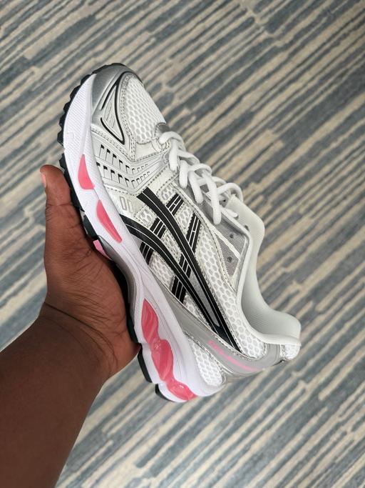  — Asics gel Kayano 14