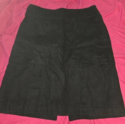  — skirt
