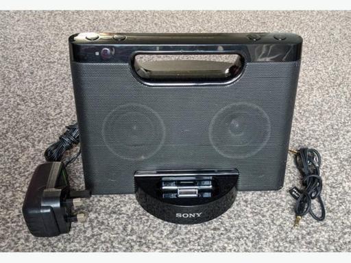  — sony rdp m5ip iPod speaker system with aux