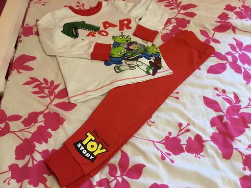  — As New Boys Disney PJS  Size 5/6