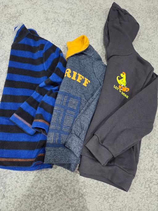  — Age 6-7 boys jumpers bundle
