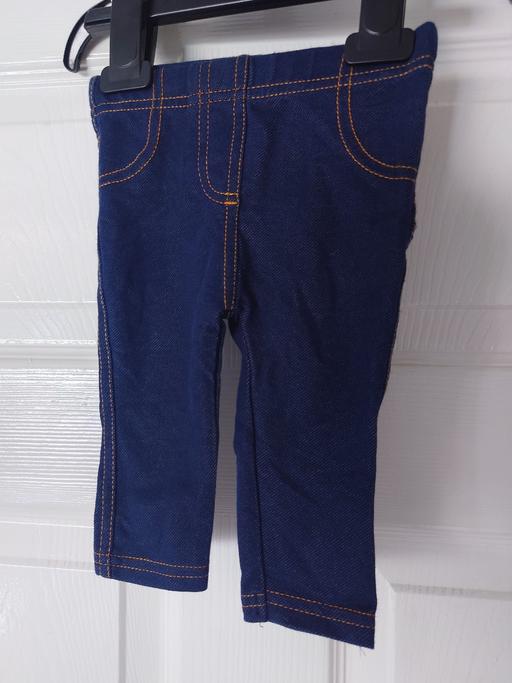  — Baby girls leggings size 3-6 months