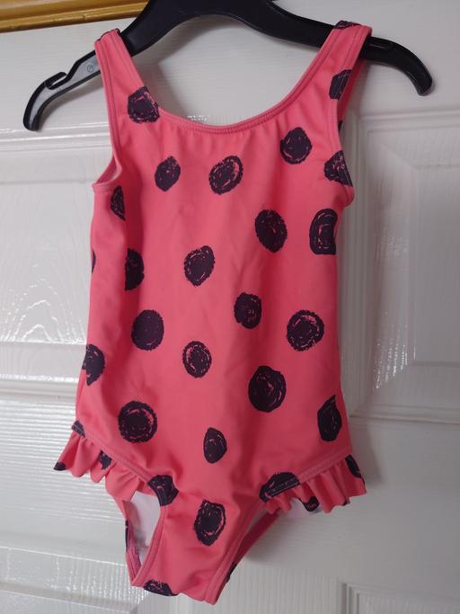  — Girls pink spotty swimsuit size 2-3 years