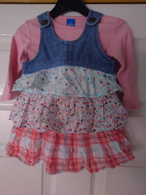 — Baby girls 2 piece dress set size 6-9 months