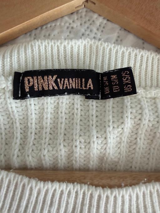  — Women sweater