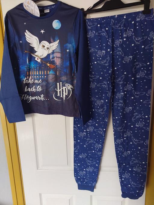  — Boys Harry Potter pyjamas size 13-14 years
