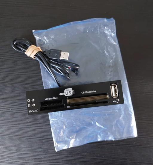  — 3.5in Bay 7-in-1 USB 2.0 Multi Media Memory