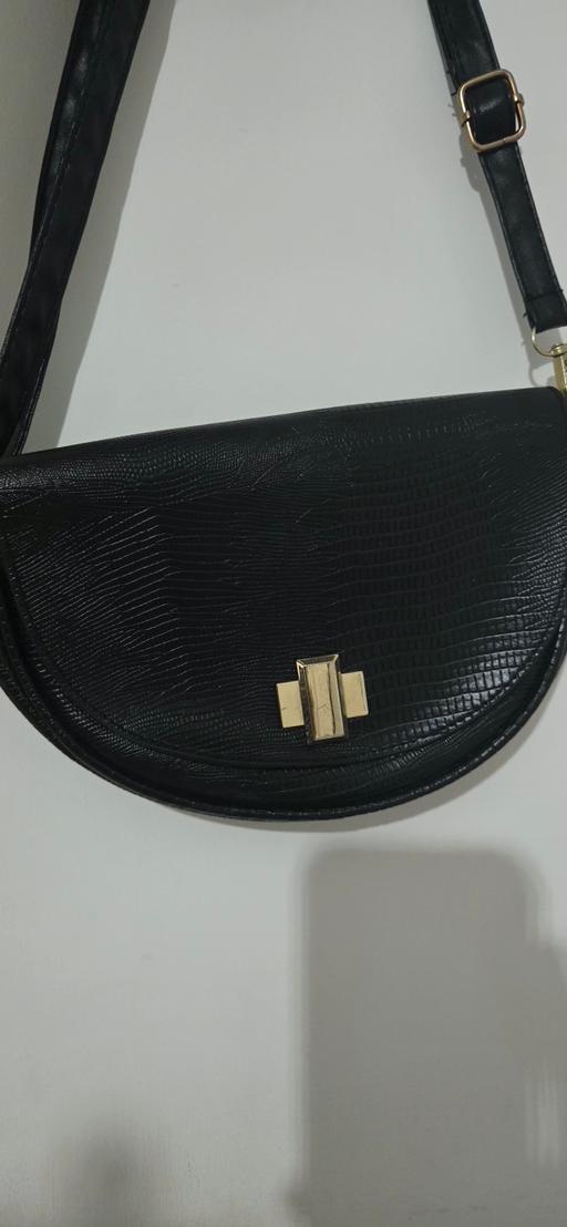  — Black Crossbody Bag