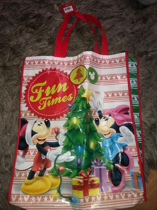  — Shopping bag