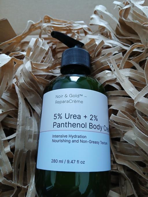  — Noir & Gold™ ReparaCrème