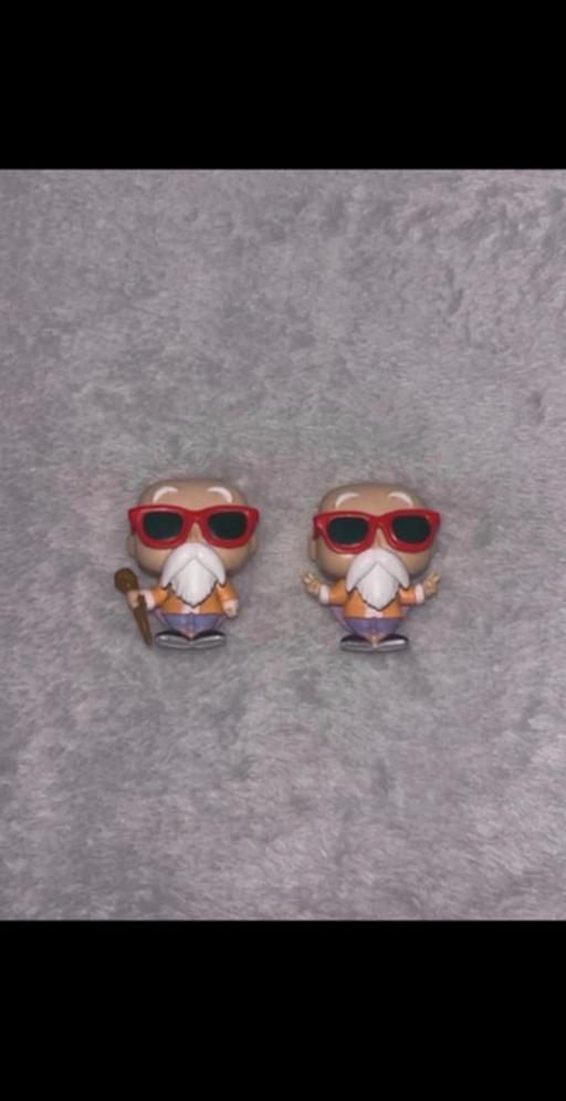  — 2 mini funko pops