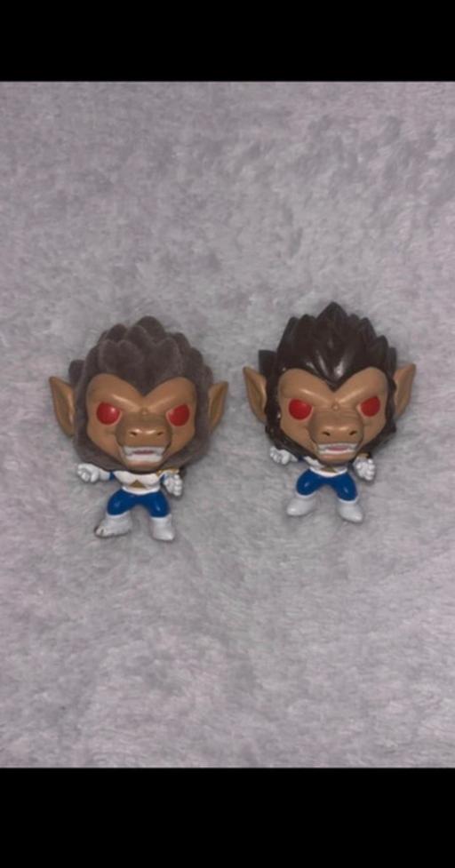  — 2 mini funko pops